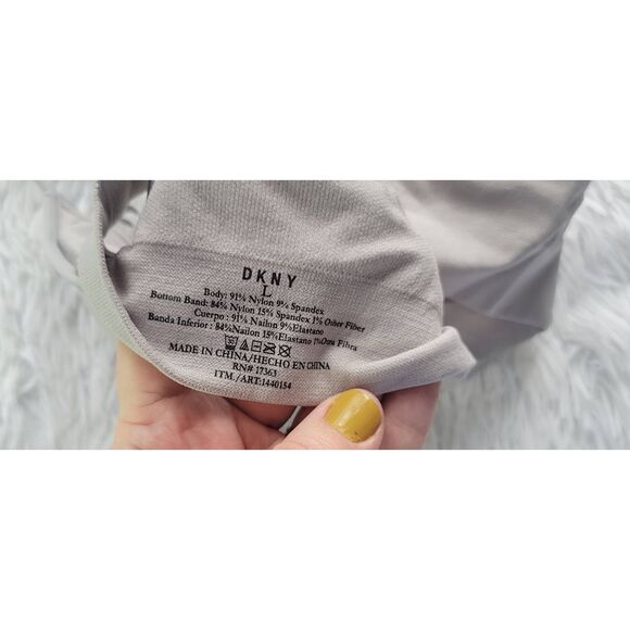 DKNY Sz L Seamless Bralette Gray Sports Bra With Adjustable Straps New - Picture 3 of 7